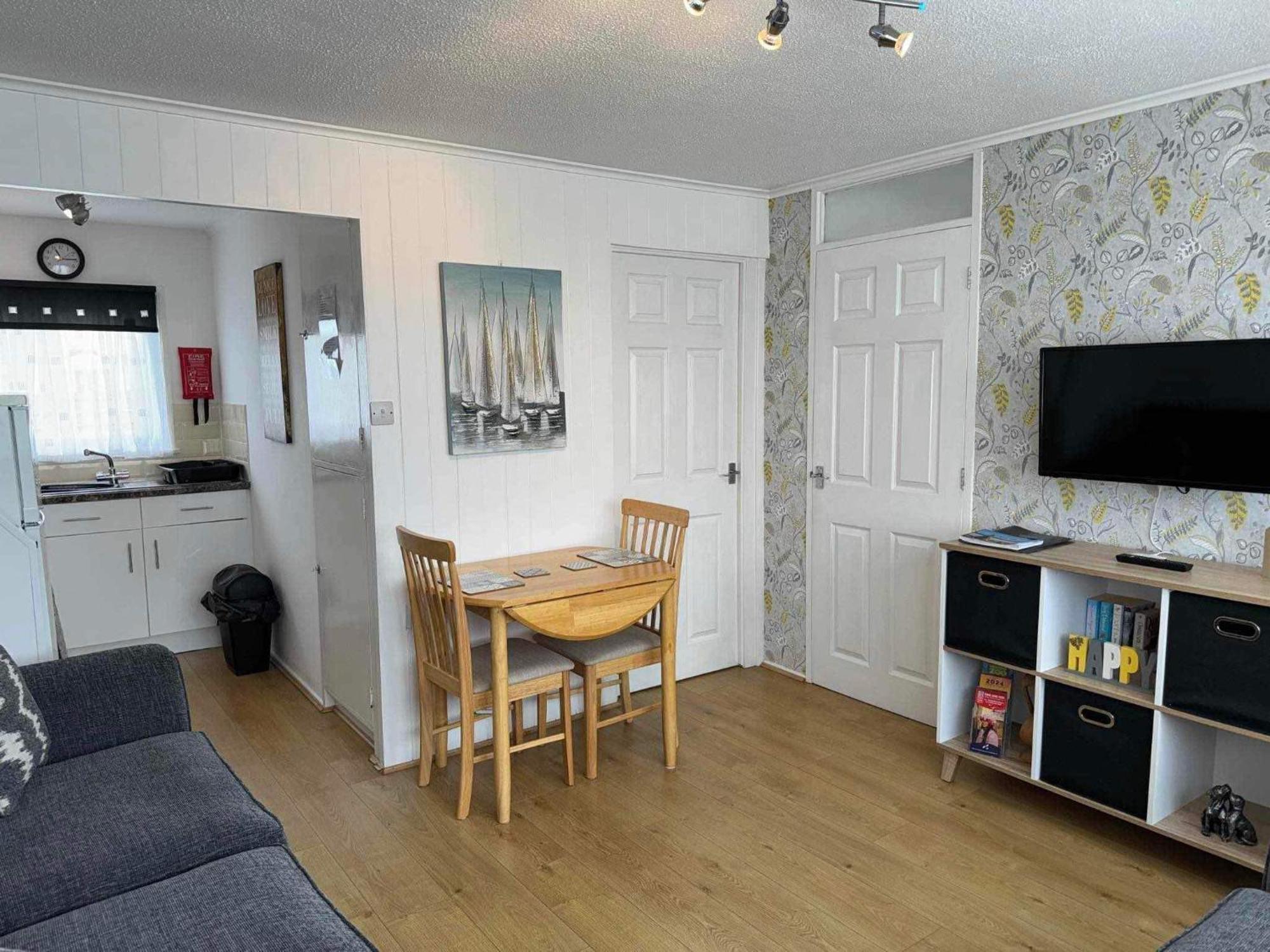 103 Sunbeach South Facing 2 Bed Chalet M And T Chalets Great Yarmouth Exterior photo