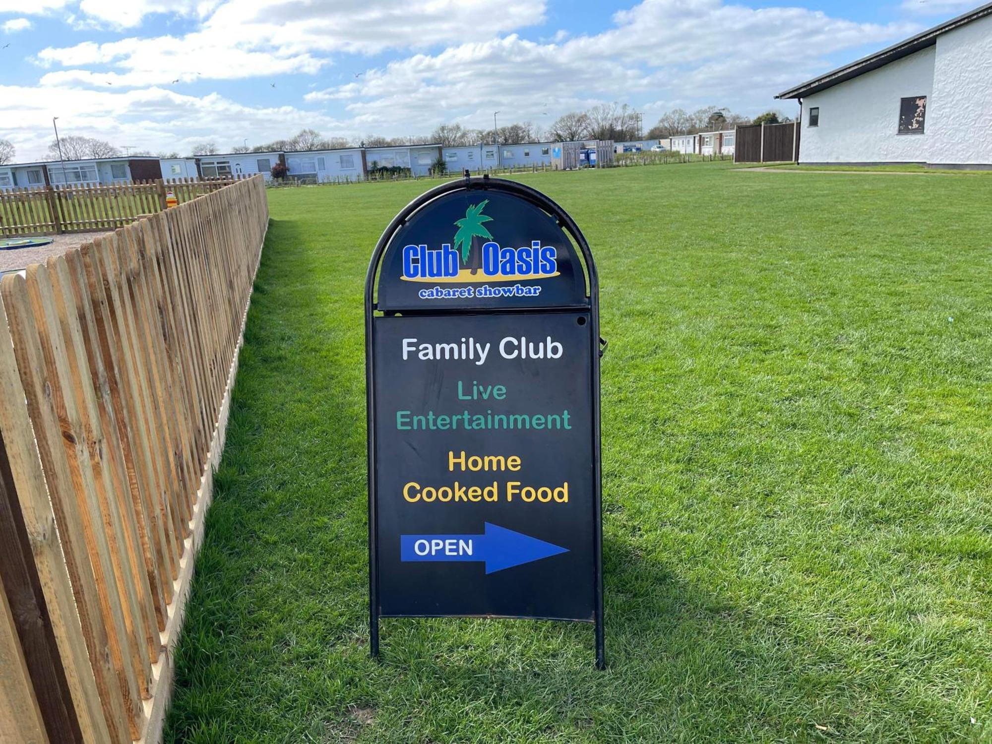 103 Sunbeach South Facing 2 Bed Chalet M And T Chalets Great Yarmouth Exterior photo